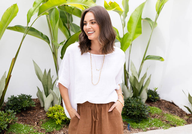 Best Travel Outfits for a Tropical Holiday