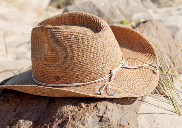 Deborah Hutton and Shelly Horton chat all things Canopy Bay