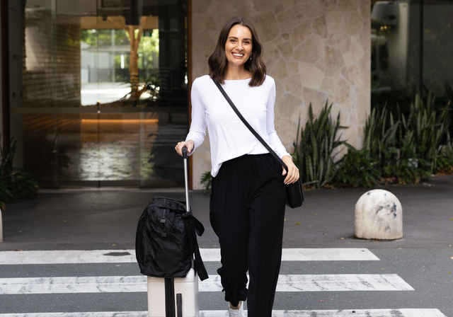 Stylish Travel Outfits To Keep You Comfy While Travelling
