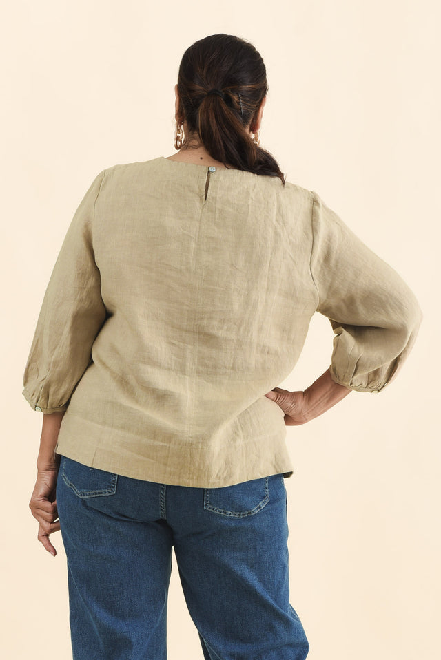 Addie Taupe Linen Sleeved Top,Brunette model,alt text|model:Pilita image 11