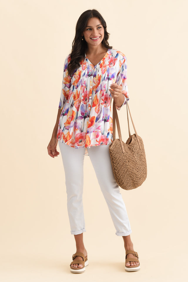 alt text|model:Brontie