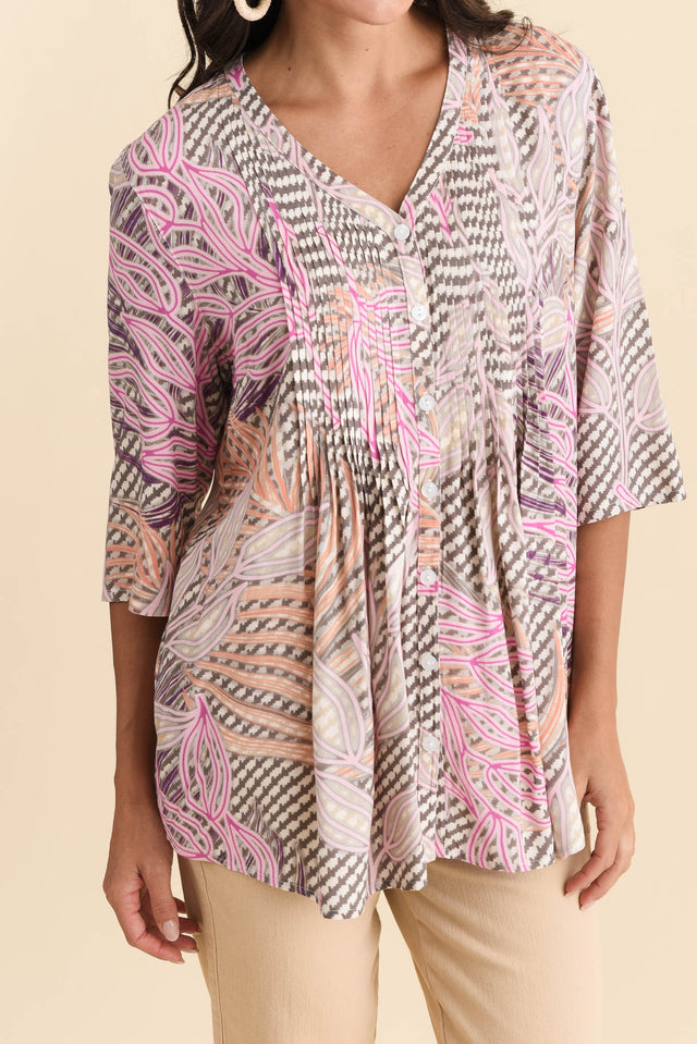 alt text|model:Brontie image 5