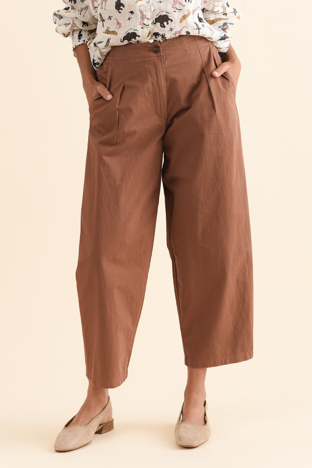 Alma Tan Cotton Barrel Pants,Front,Brunette model,alt text|model:Brontie image 1