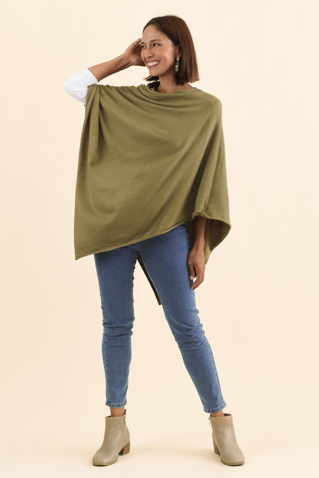 Amy Green Wool Blend Poncho,Brunette model,alt text|model:Cara image 7
