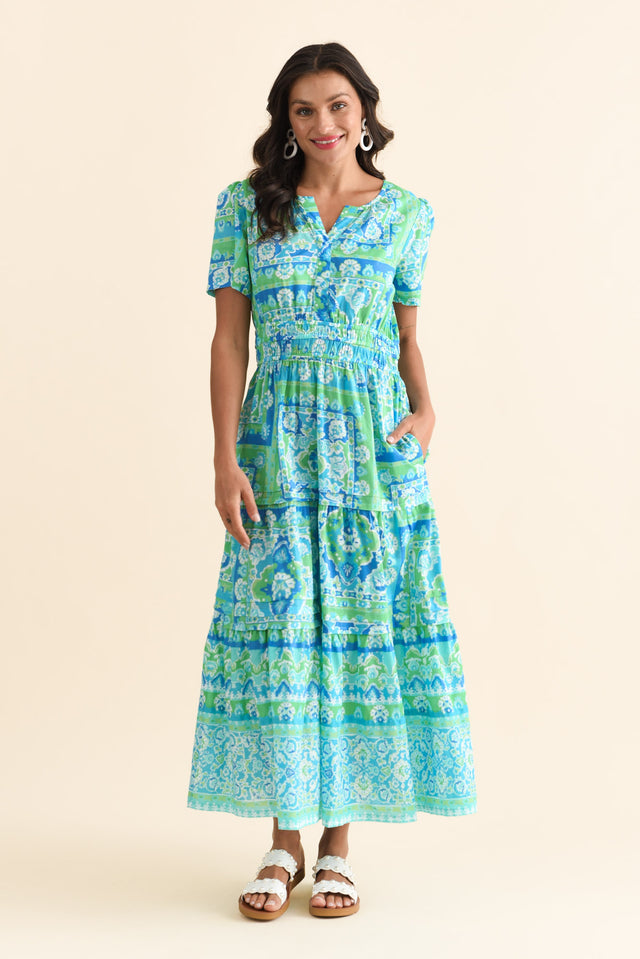 alt text|model:Brontie image 3