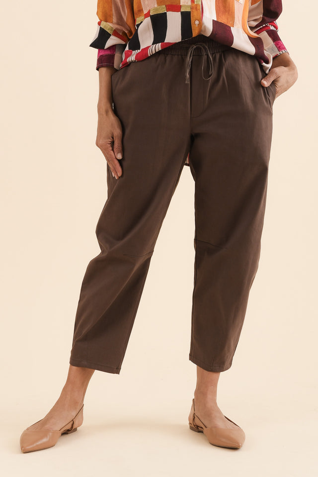 Andy Chocolate Cotton Cropped Barrel Pants,Front,Brunette model,alt text|model:Cara