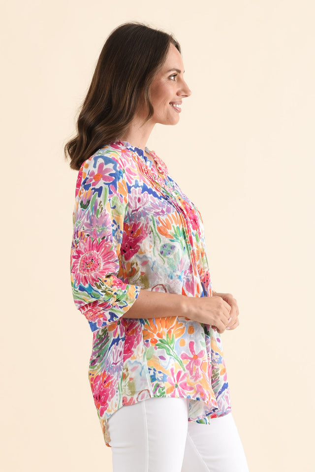 Angelo Pink Flower Cotton Button Top,Side,Brunette model,alt text|model:MJ image 3