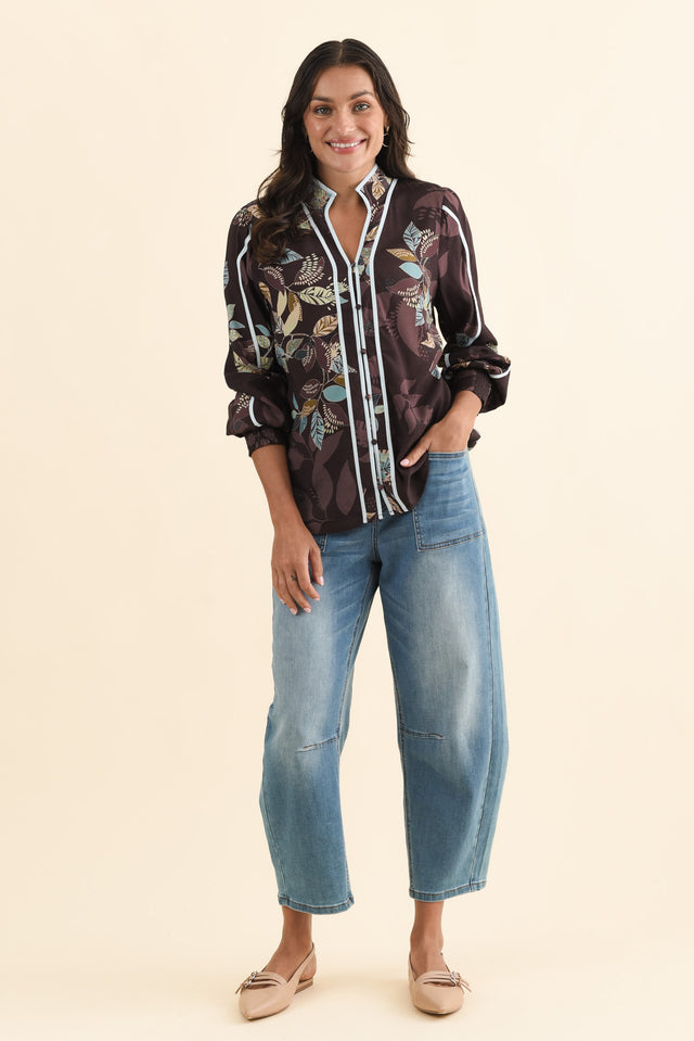 Asher Brown Leaf Contrast Blouse,Brunette model,alt text|model:Brontie image 6