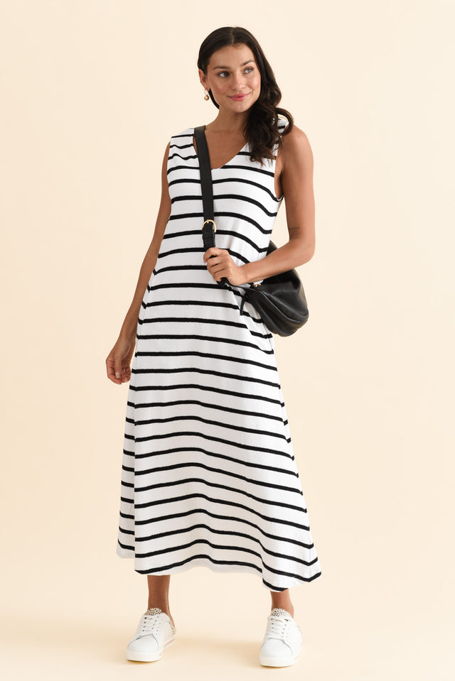 alt text|model:Brontie image 3