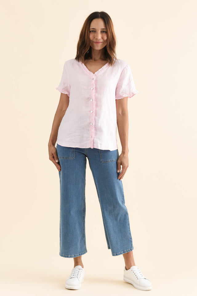 Audrey Pink Linen Button Top,Full Body,Brunette model,alt text|model:Cara image 6