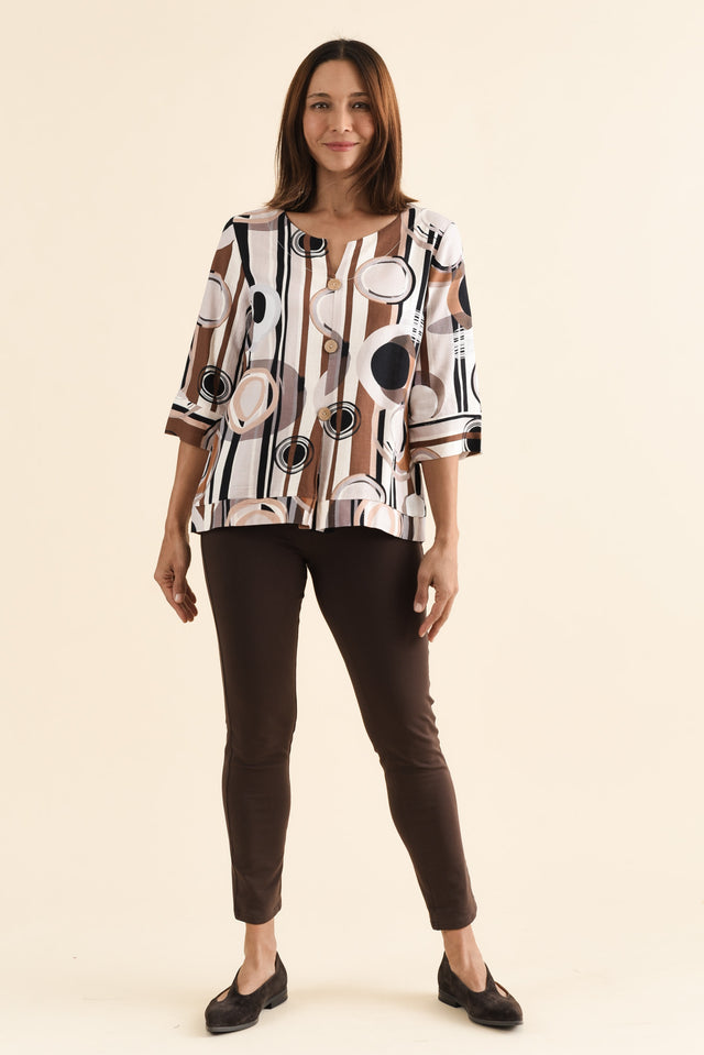 Augusta Tan Geo Linen Cotton Top,brunette model,Full Outfit,alt text|model:Cara image 6