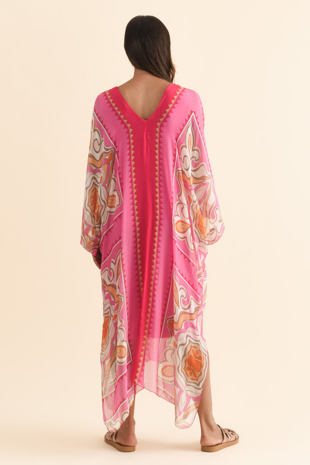 alt text|model:Cara image 5