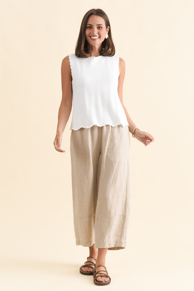 alt text|model:MJ image 7