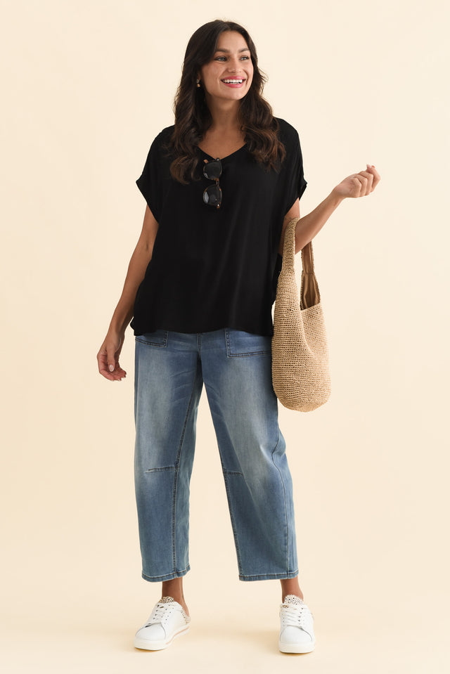 BB Barrel Blue Jeans,Brunette model,alt text|model:Brontie image 4