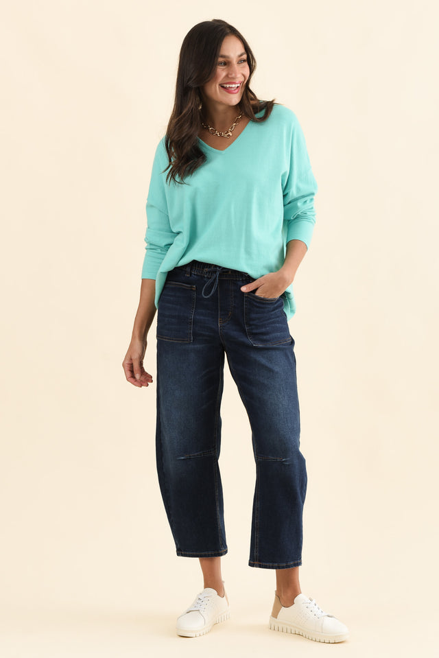 BB Barrel Dark Blue Jeans,Full Body,Brunette model,alt text|model:Brontie image 8