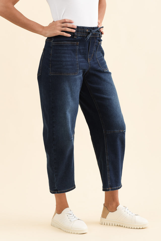 BB Barrel Dark Blue Jeans,Side,Brunette model,alt text|model:Brontie image 5