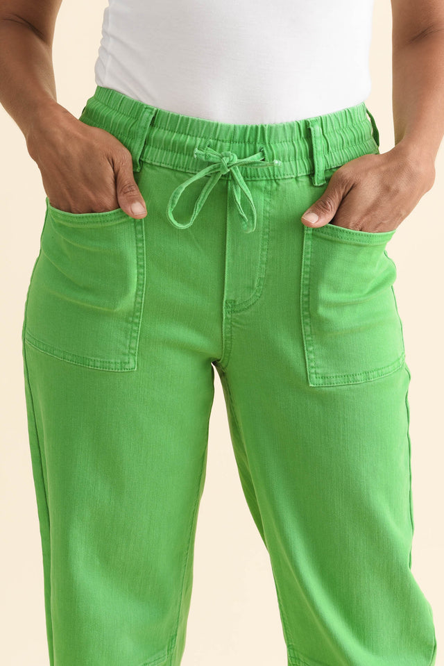 alt text|model:Cara image 6