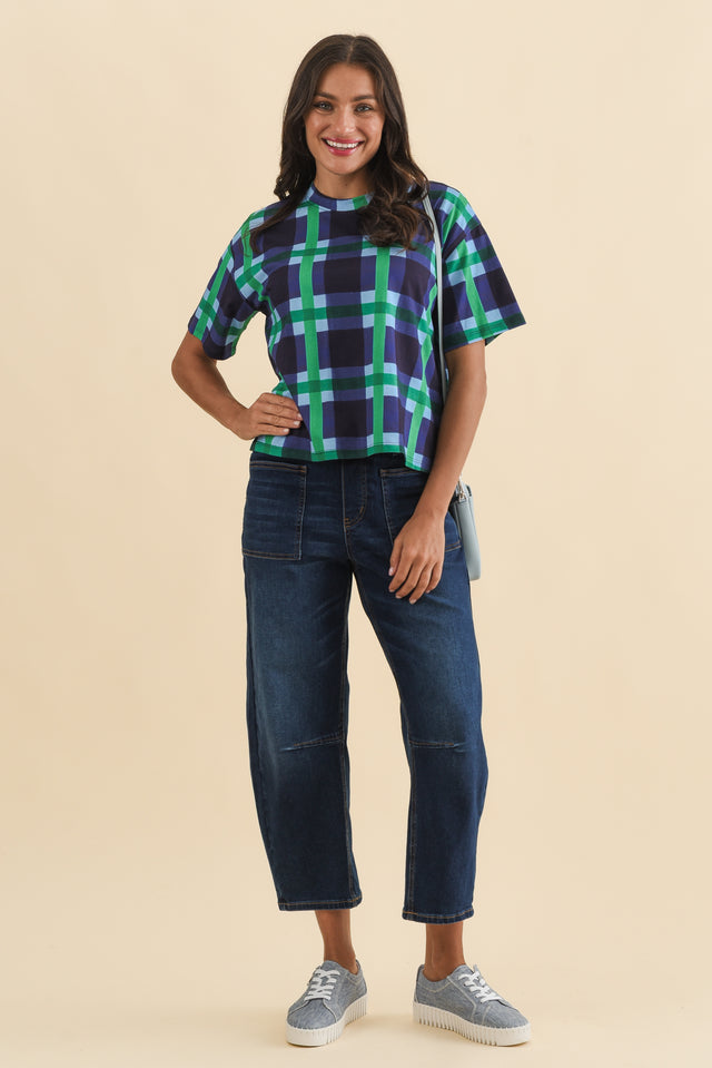 Bari Navy Check Cotton Tee,Brunette model,alt text|model:Brontie image 7
