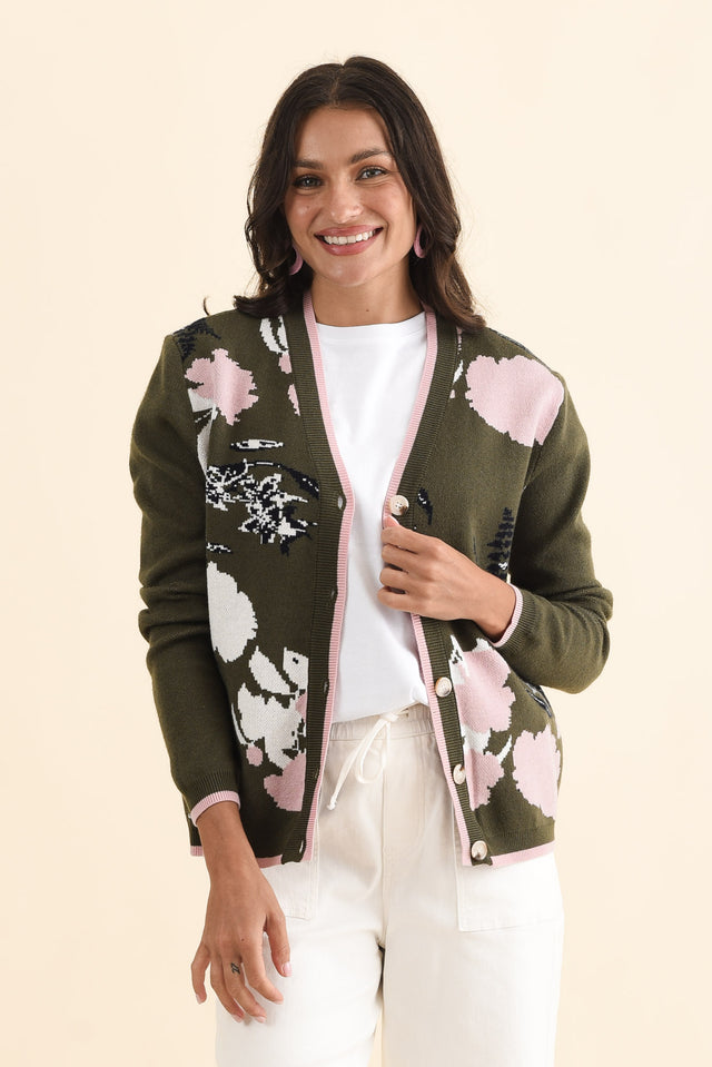 alt text|model:Brontie image 2