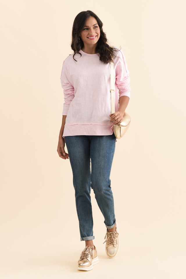 alt text|model:Brontie image 3