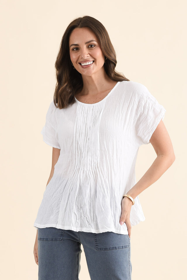 Beck White Crinkle Cotton Top,Front,Brunette model,alt text|model:MJ image 1