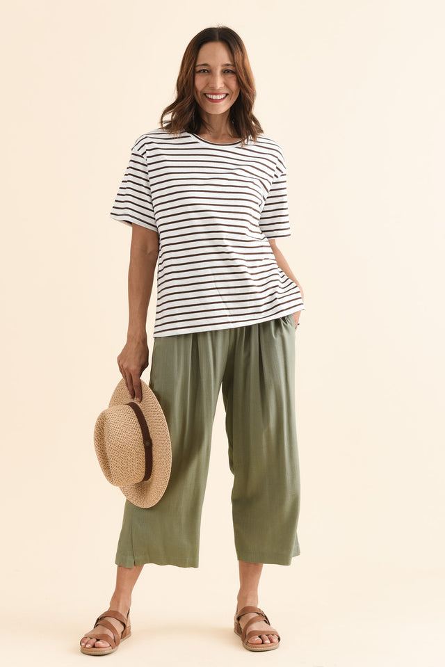 Belinda Khaki Linen Blend Cropped Pants,Full Body,Brunette model,alt text|model:Cara image 4