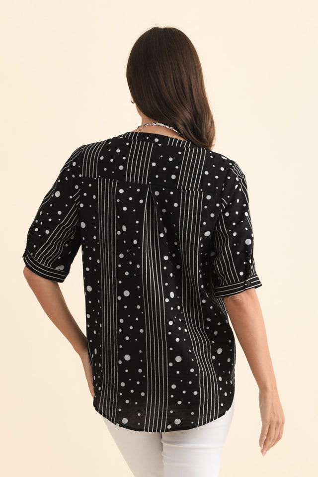 alt text|model:MJ image 4