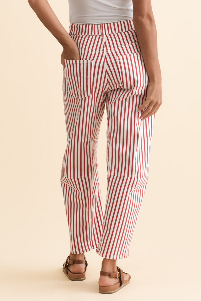 alt text|model:Brontie image 5