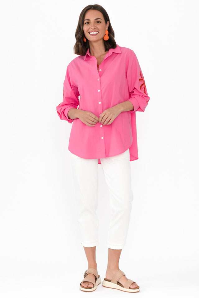 alt text|model:MJ image 7