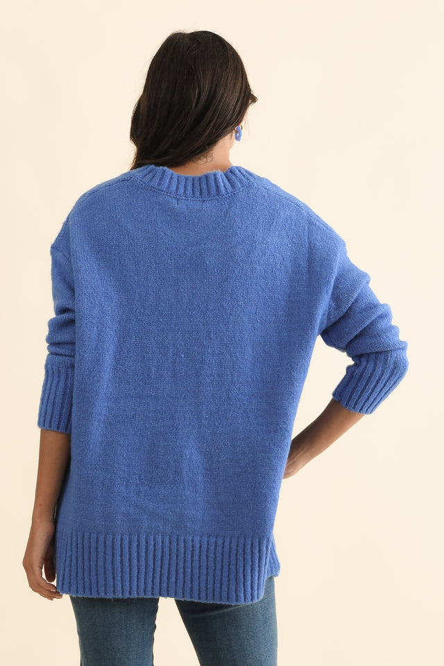 Brilla Blue V Neck Jumper,Brunette model,alt text|model:Brontie image 5
