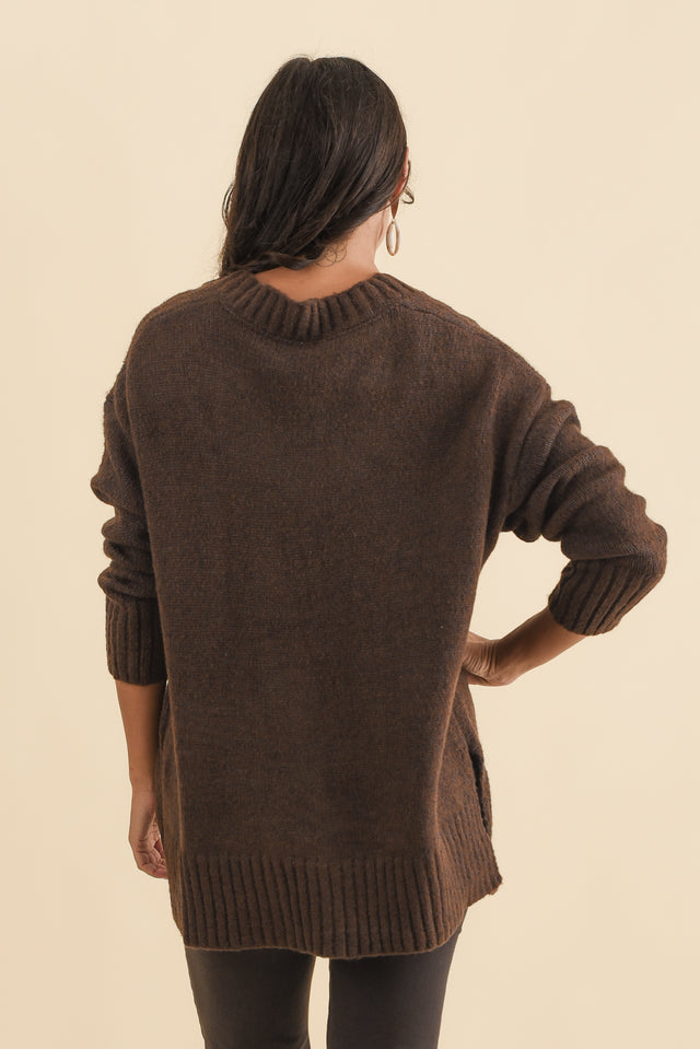 Brilla Chocolate V Neck Jumper,Brunette model,alt text|model:Brontie image 5