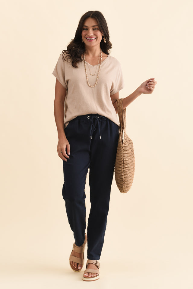 alt text|model:Brontie image 3