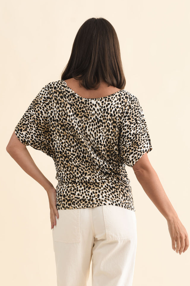 alt text|model:MJ image 5