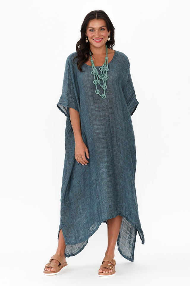 alt text|model:Brontie image 3