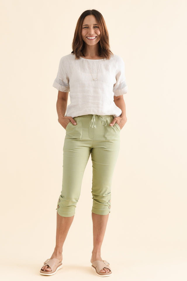 Bulimba Olive Cotton Capri Pants,Full Body,Brunette model,alt text|model:Cara image 6
