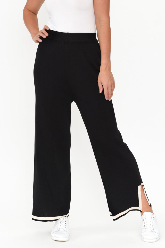 Calgari Black Trim Knit Pants length_Full rise_High print_Plain colour_Black PANTS   alt text|model:Valeria;wearing:S/M