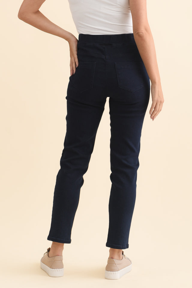 alt text|model:MJ image 6