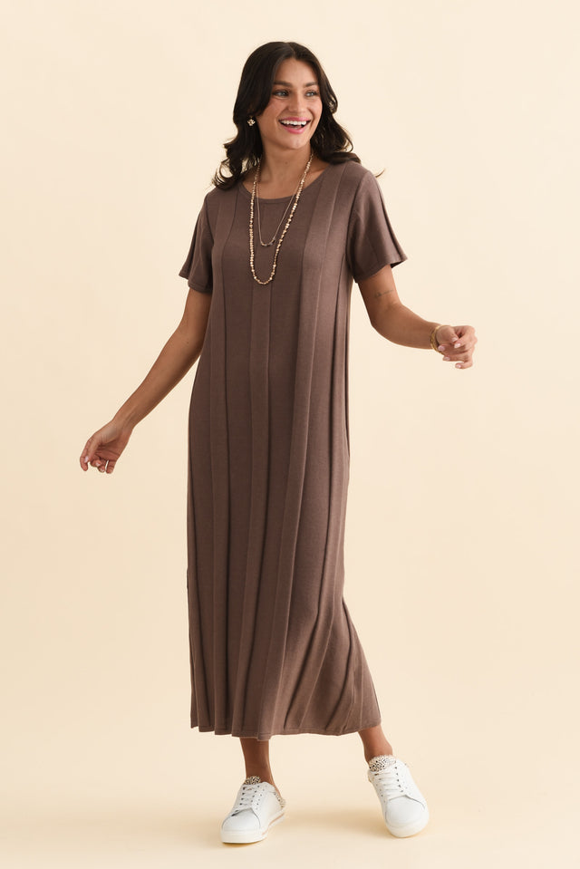 alt text|model:Brontie image 6