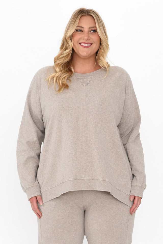 plus-size,curve-tops,plus-size-sleeved-tops,plus-size-cotton-tops,plus-size-jumpers,alt text|model:Caitlin;wearing:XXL image 6