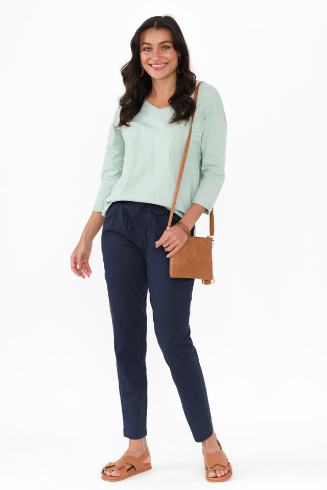 alt text|model:Brontie image 3