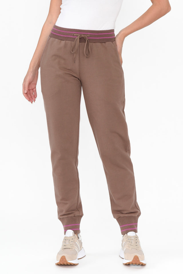 Claude Brown Cotton Blend Drawstring Pants length_Full rise_Mid print_Plain colour_Brown PANTS   alt text|model:MJ;wearing:XS