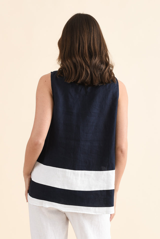 Cobie Navy Contrast Linen Top,Back,Brunette model,alt text|model:MJ image 4