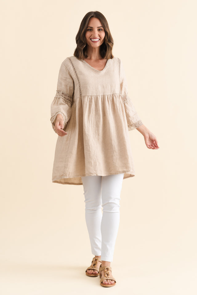 Conrad Beige Linen Lace Top,Brunette model,alt text|model:MJ image 3