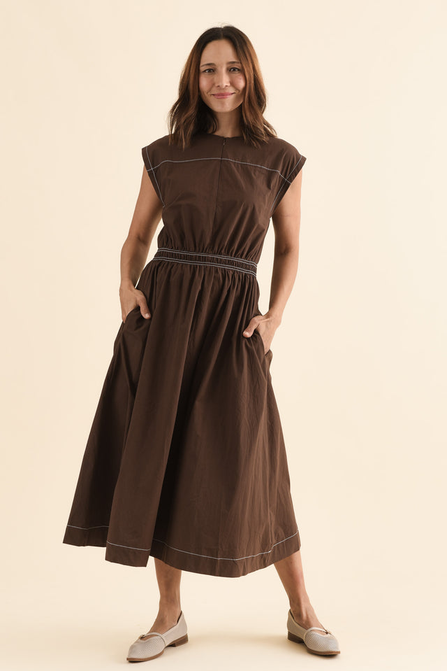 Cooper Chocolate Cotton Pocket Dress,Full Body,Brunette model,alt text|model:Cara image 2