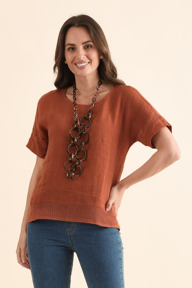 Corinna Rust Linen Top,Front,Brunette model,alt text|model:MJ
