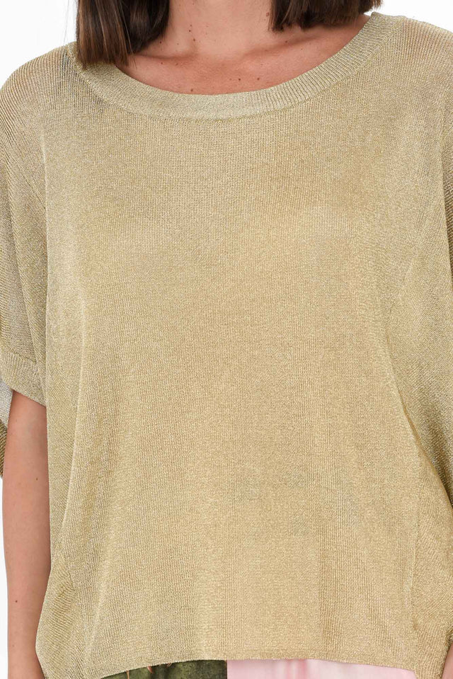 alt text|model:MJ image 6