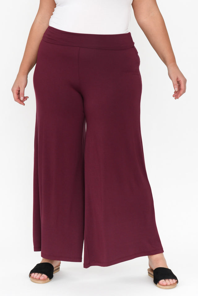 plus-size,curve-bottoms,plus-size-pants,plus-size-winter-clothing,alt text|model:Caitlin;wearing:3XL image 7