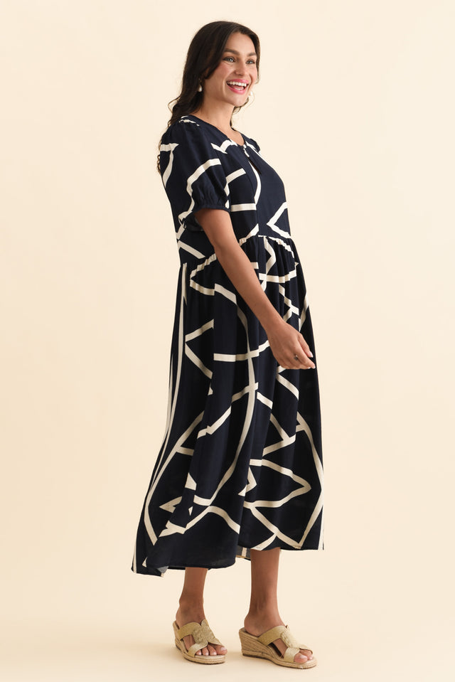 alt text|model:Brontie image 3