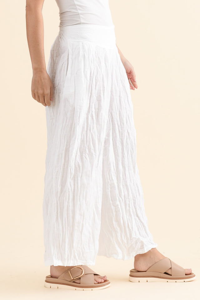 Costello White Crinkle Cotton Pants,Side,Brunette model,alt text|model:MJ image 4
