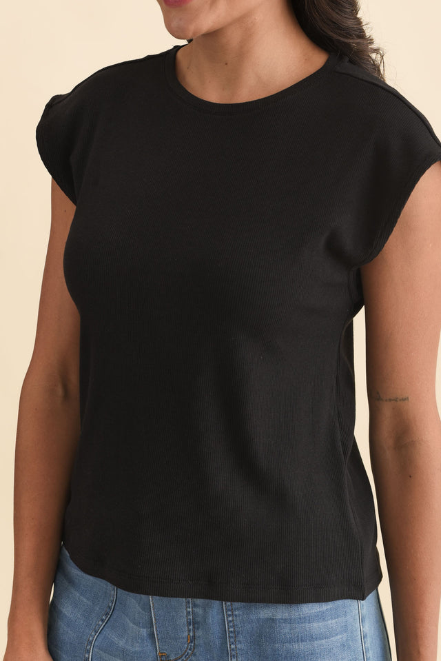 Cuff Black Ribbed Tee,Brunette model,alt text|model:Brontie image 6